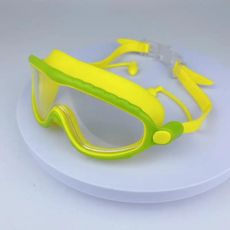 Large Frame Anti Fog Swimming Goggles, Waterproof Adjustable Clear Swimming Glasses With Earplugs